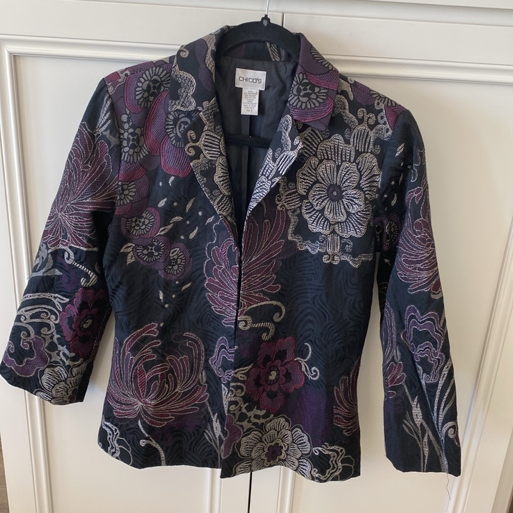Chico's embellished floral silk blend jacket Chico's 0 which is size 4